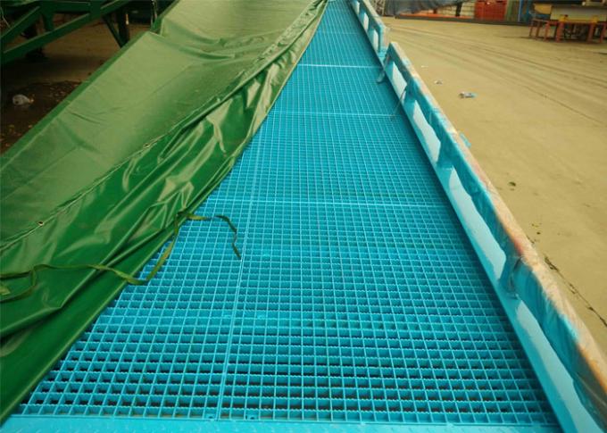 Steel Mesh Seperated Forklift Mobile Yard Ramp , Portable Dock Ramps
